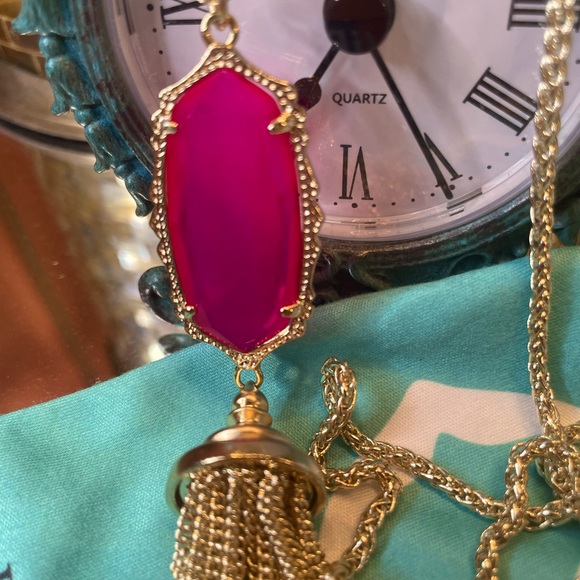 Kendra Scott Everly in Pink Agate - Picture 3 of 9